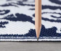 Navy & White Damask Plastic Outdoor Area Rug, (5' X 7') 11 Navy & White Damask Plastic Outdoor Area Rug, (5' X 7') -Household Items Sale 810546223 3