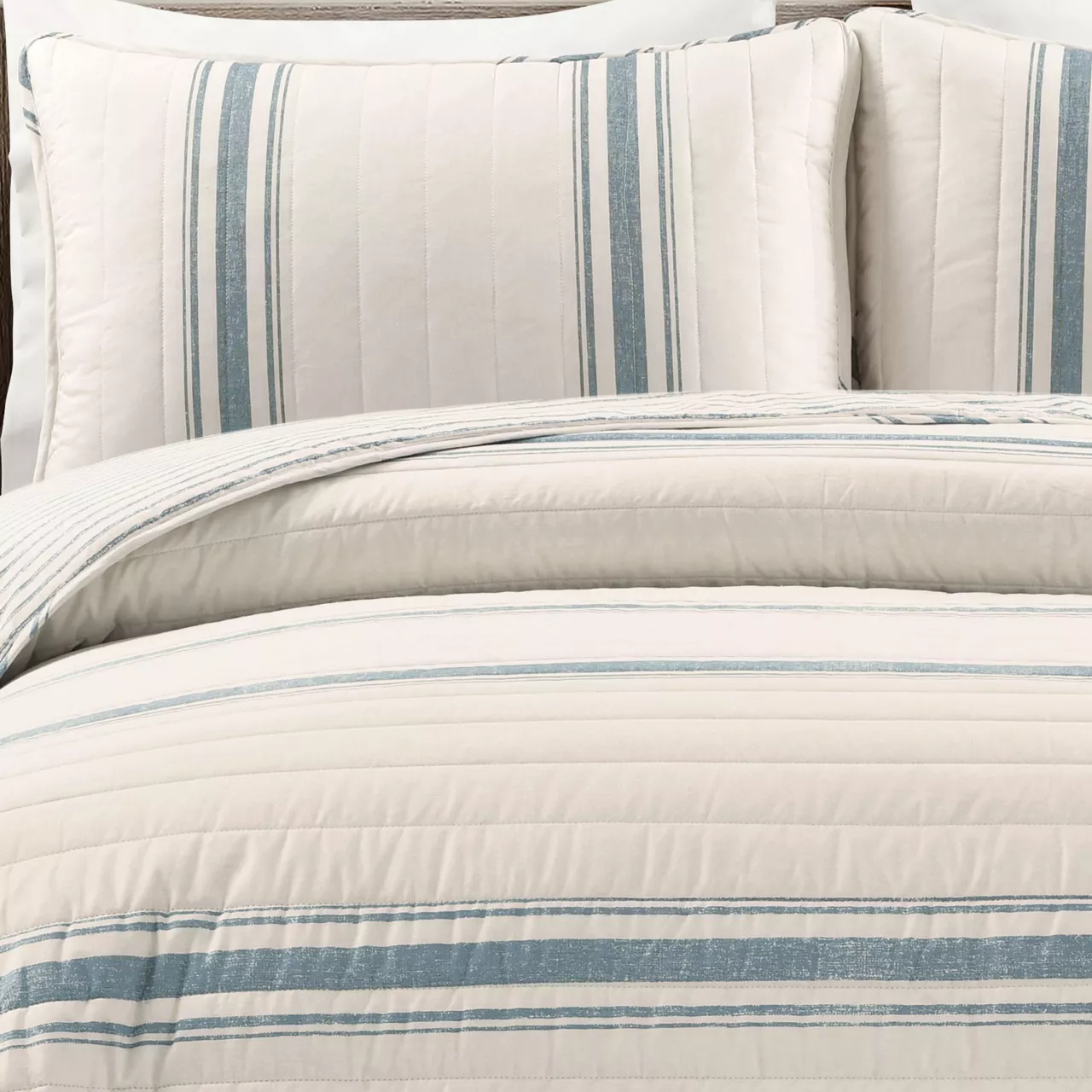 Beige & Blue Stripe Full/Queen 3-Piece Quilt Set 8 Beige & Blue Stripe Full/Queen 3-Piece Quilt Set - Image 6