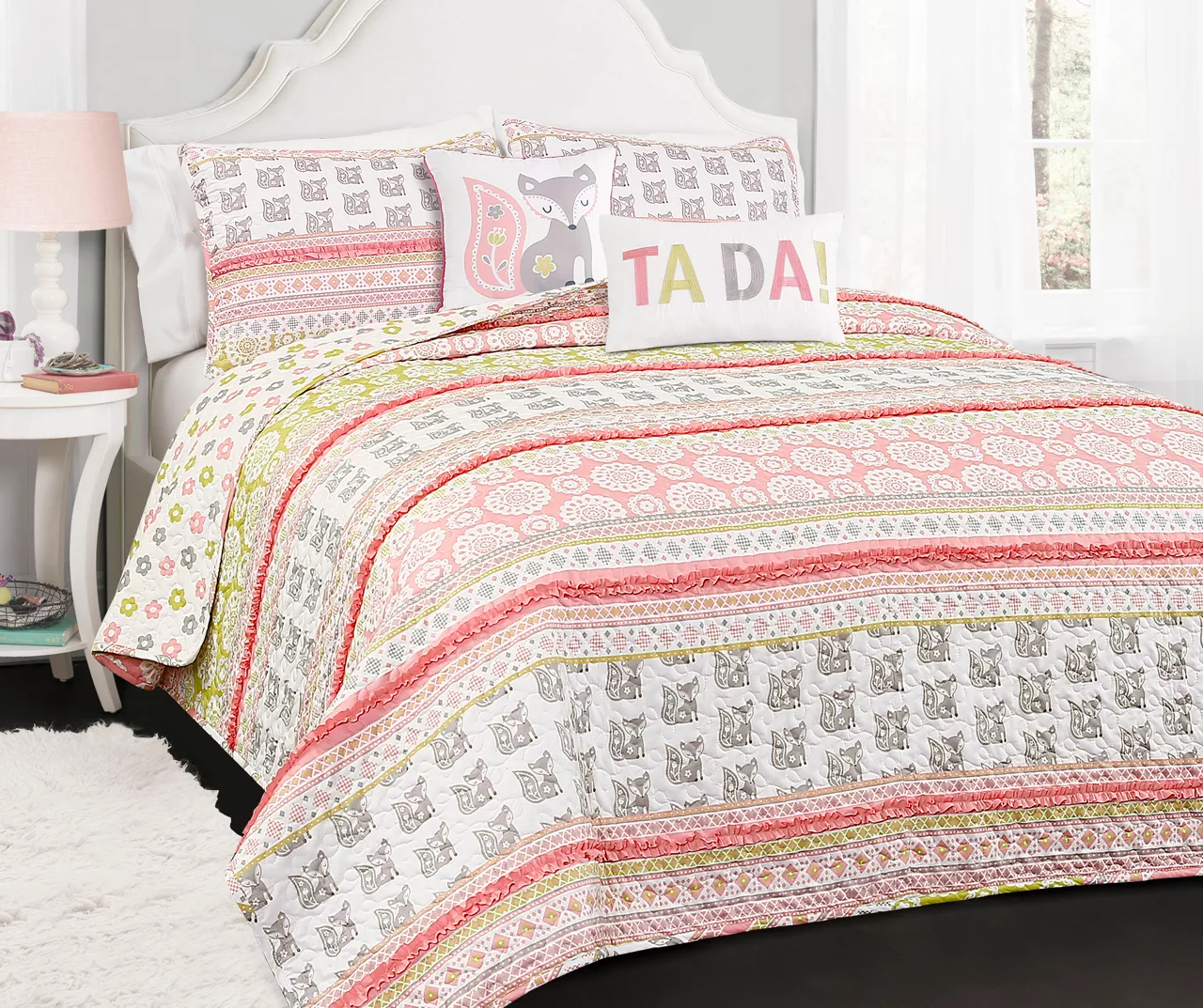 Pink & Gray Fox Ruffle Pattern Block Full/Queen 5-Piece Quilt Set 3 Pink & Gray Fox Ruffle Pattern Block Full/Queen 5-Piece Quilt Set