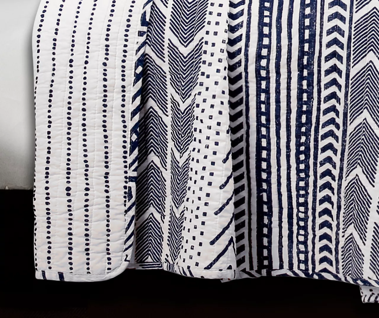 Hygge Navy & White Geometric Full/Queen 3-Piece Quilt Set 6 Hygge Navy & White Geometric Full/Queen 3-Piece Quilt Set - Image 4