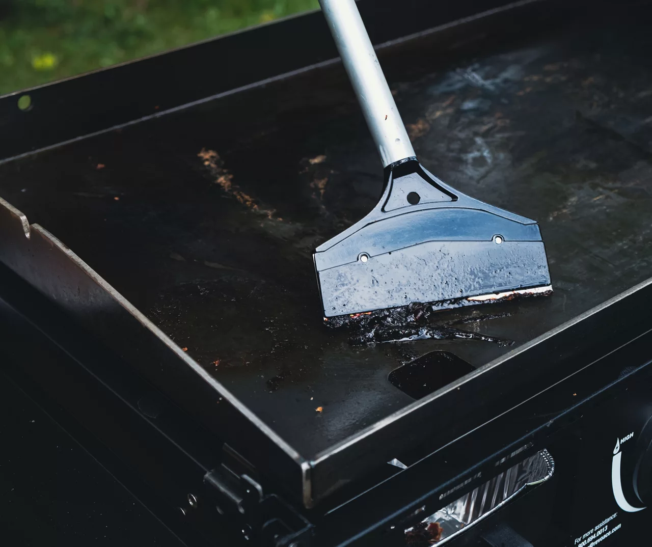 3-Burner Folding Gas Griddle 14 3-Burner Folding Gas Griddle - Image 12