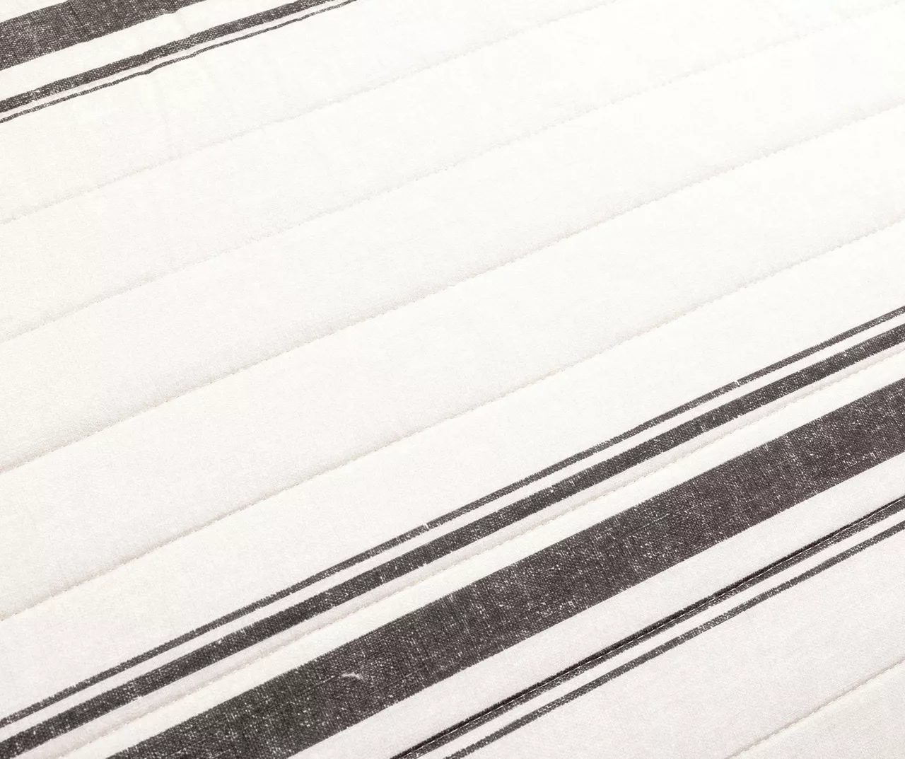 Farmhouse White & Black Stripe Reversible Full/Queen 3-Piece Quilt Set 6 Farmhouse White & Black Stripe Reversible Full/Queen 3-Piece Quilt Set - Image 4
