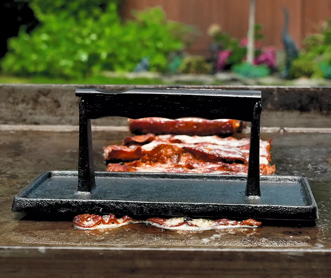 RAZOR Cast Iron Griddle Press 8 RAZOR Cast Iron Griddle Press - Image 6