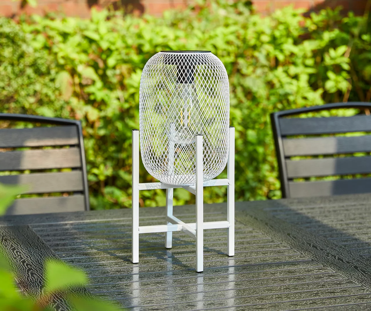 14.2" White Mesh Metal LED Solar Lantern 4 14.2" White Mesh Metal LED Solar Lantern - Image 2